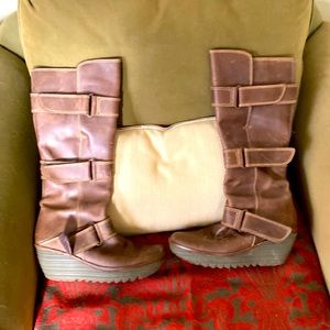 Fly london size 40 leather boots